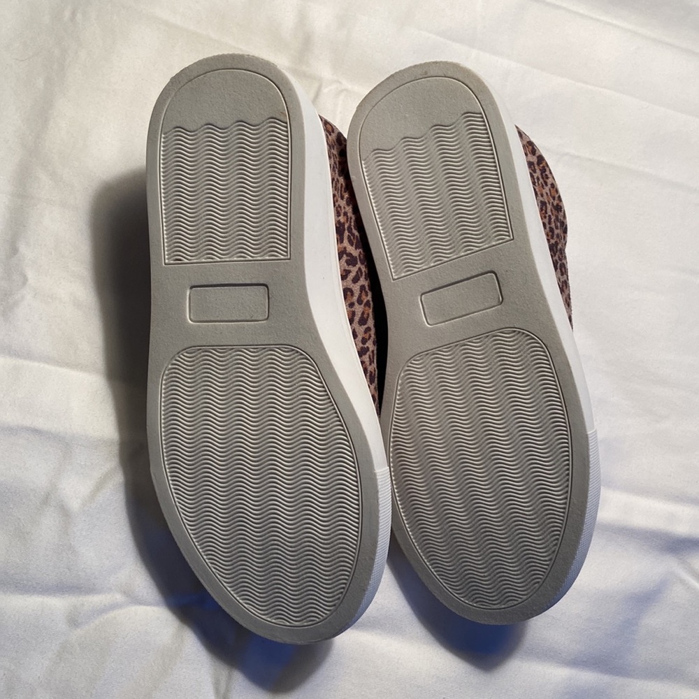 NWT GAP Kids Cheeta Sneakers - Picture 4 of 4